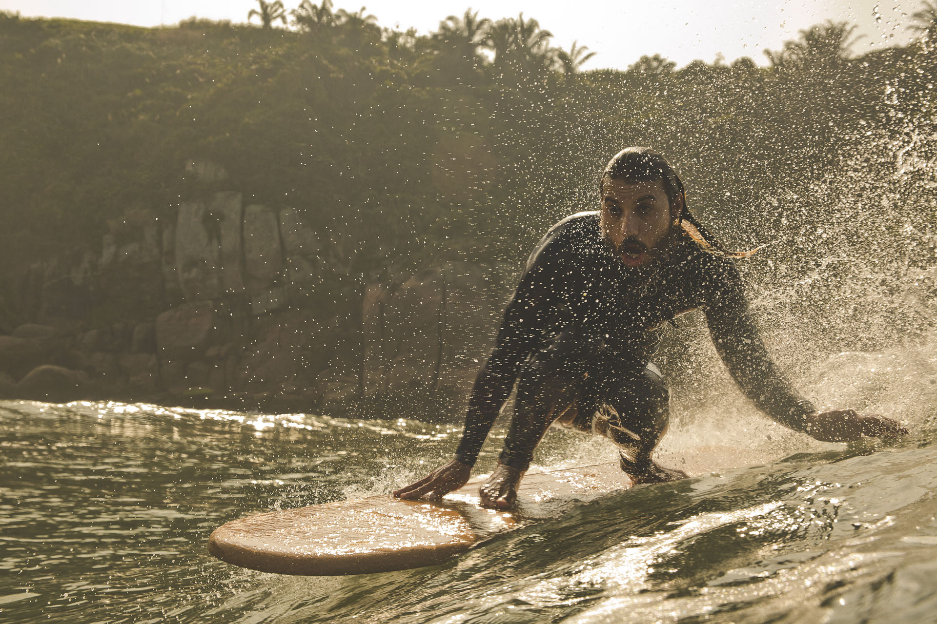 Largue tudo e vá surfar! | Andrew Serrano e Rodrigo Matsuda