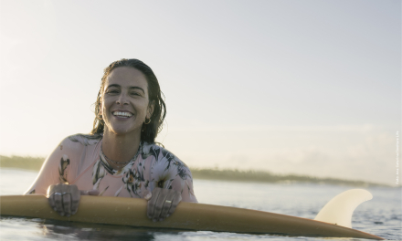 Claudinha Gonçalves, surfista, jornalista e pronta para as Olimpíadas