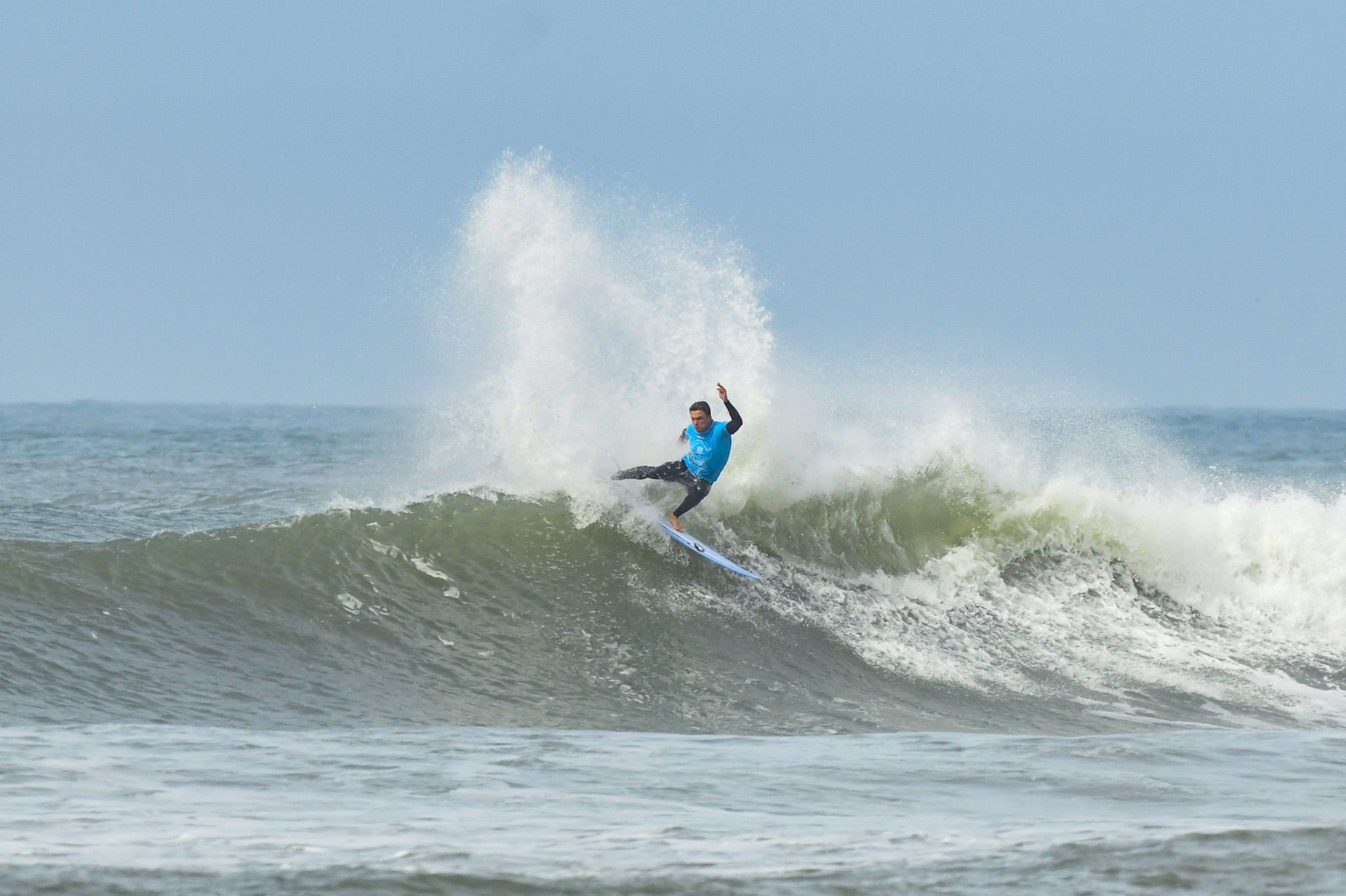 HeitorMueller SURFANDO EM iMBITUBA DURANTE CircuitoBancoDoBrasilDeSurfe_ImbitubaDia3_Marcio David/WSL