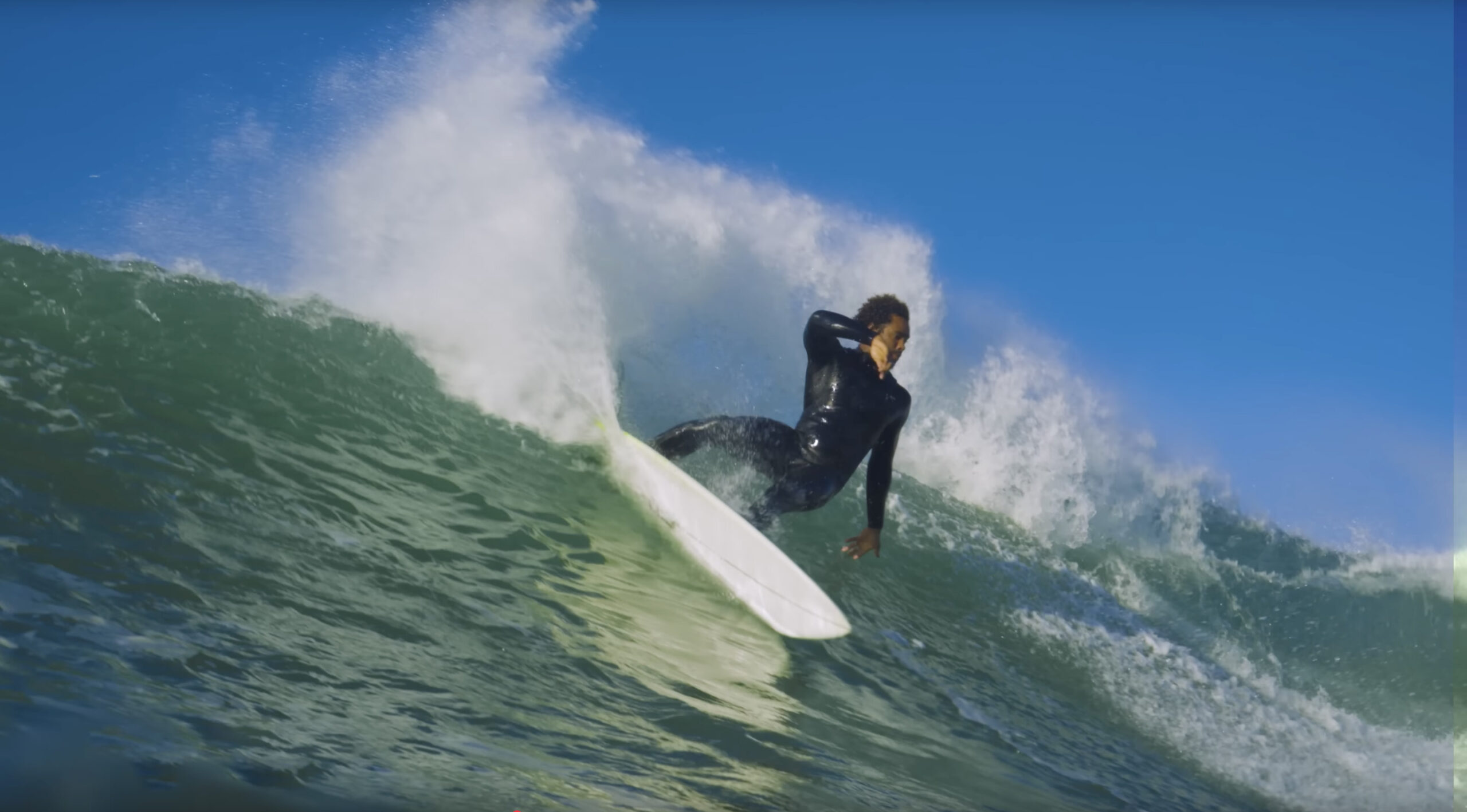 Victor Bernardo surfando em Snapt 5