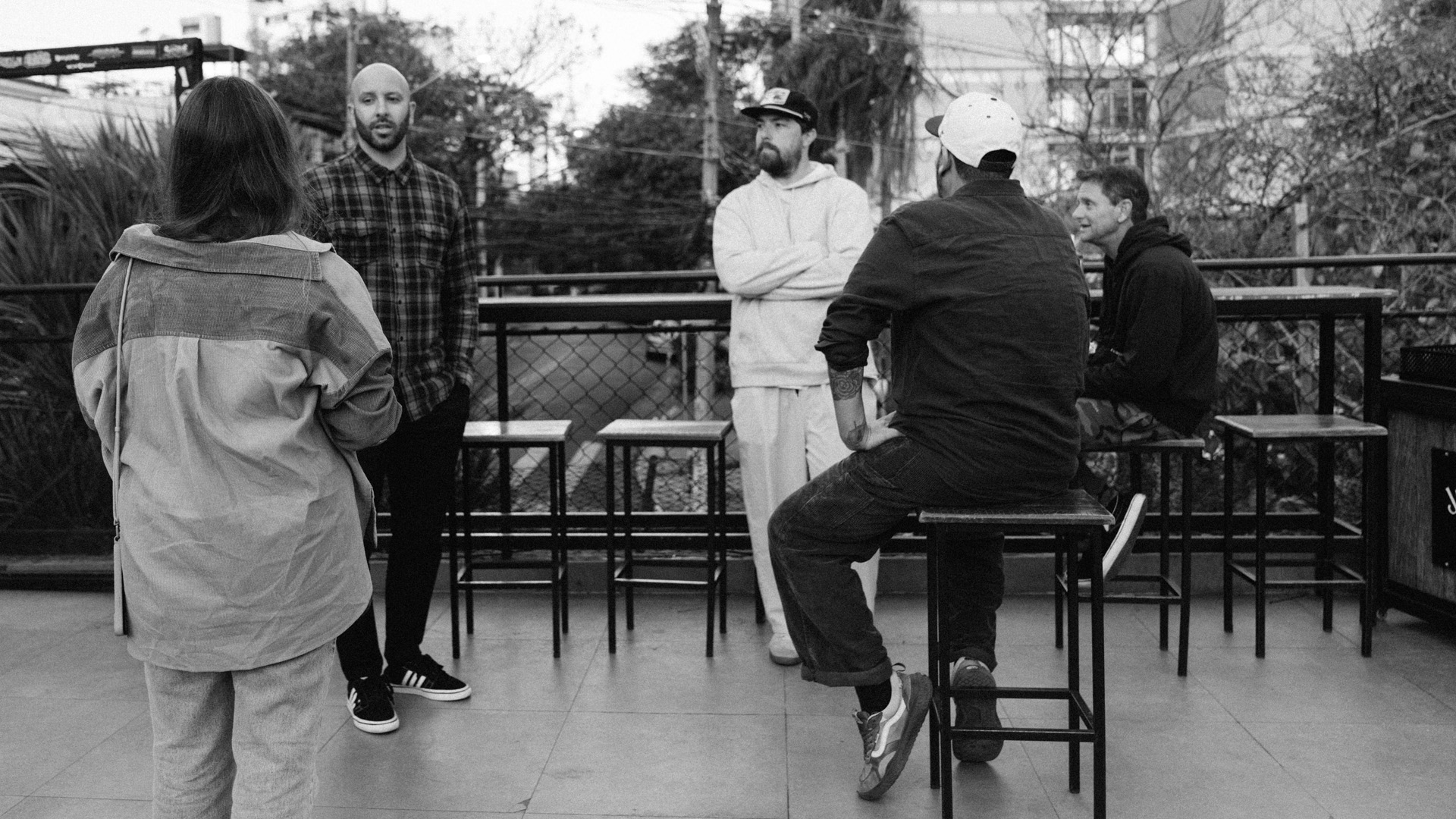 Da esq. para dir.: Carol Bridi, Junior Faria, Bruno Zanin, Rapha Tognini e Logan Dulien. Foto: Fábio Gonçalves/Flamboiar