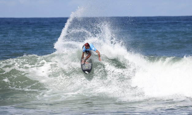 Boas ondas abrem QS Itamambuca